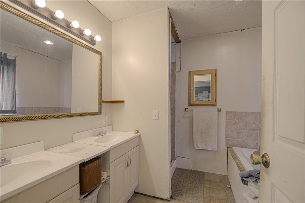 3006 Ne Parvin Road Property Photo 12
