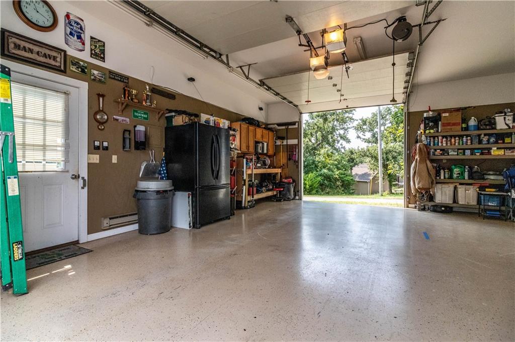 12338 Crestview Drive Property Photo 17