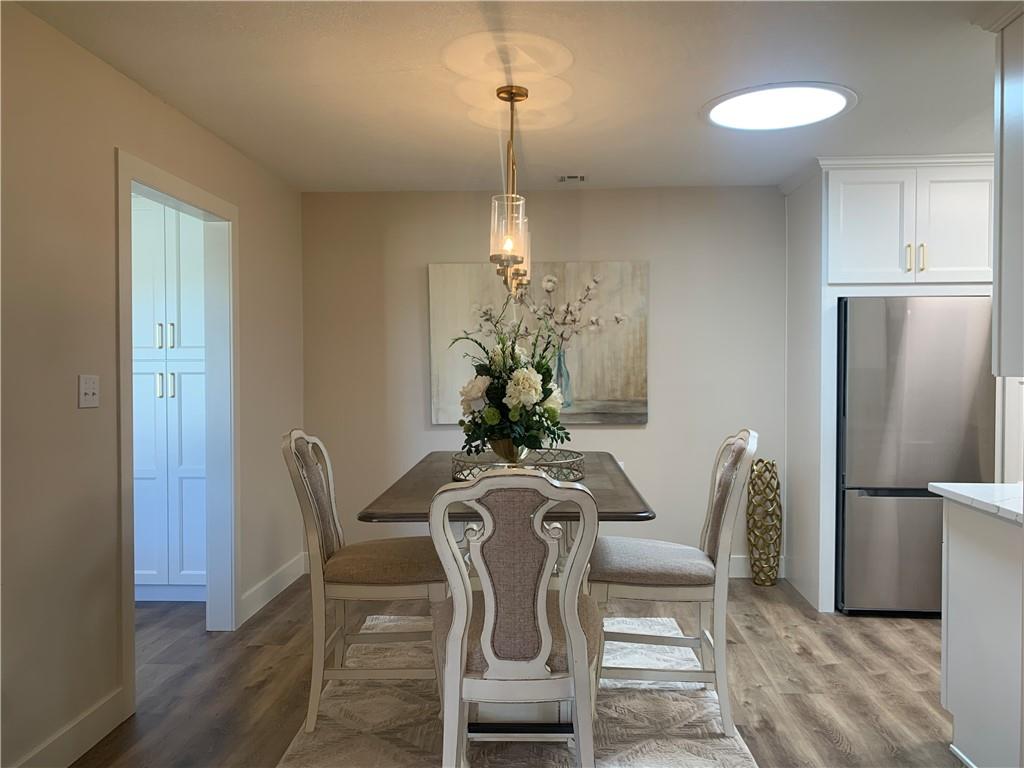 1406 W Stone Boulevard Property Photo 9