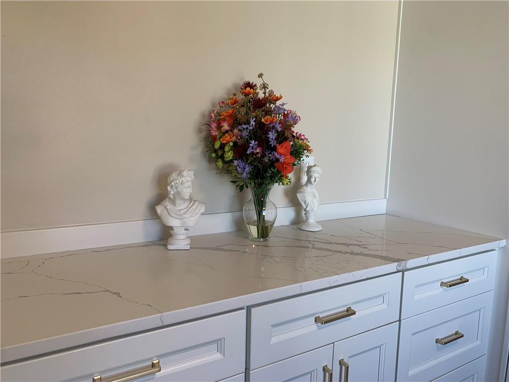 1406 W Stone Boulevard Property Photo 25
