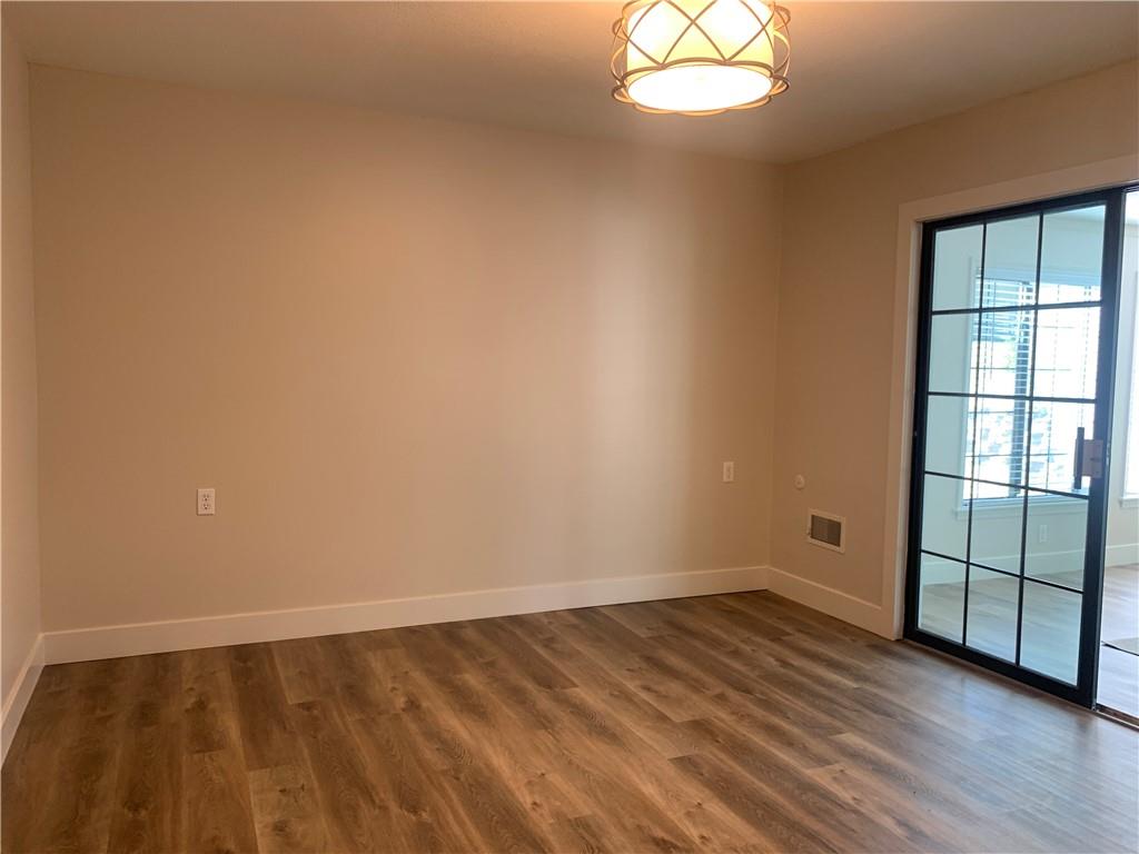 1406 W Stone Boulevard Property Photo 27