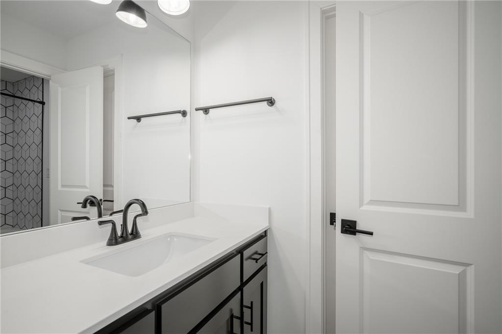 11508 S Mize Road Property Photo 47