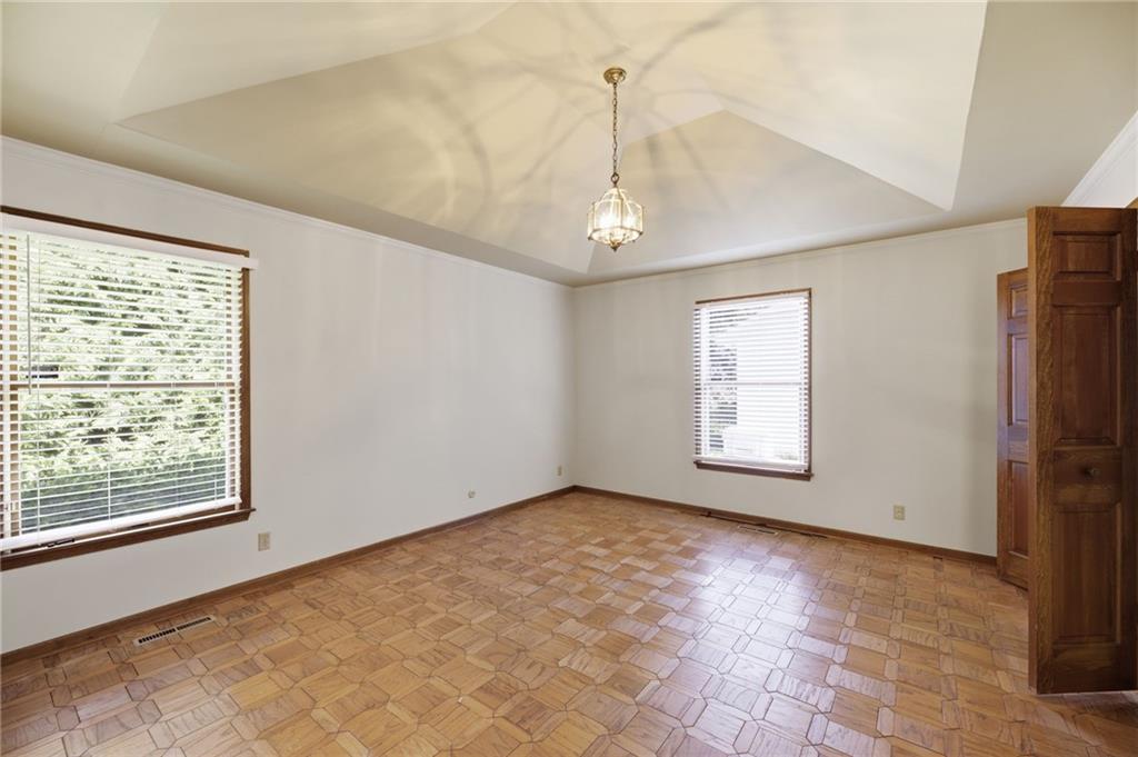 3812 W 79th Terrace Property Photo 15