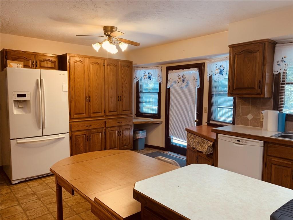 1705 Nw Willow Circle Property Photo 6