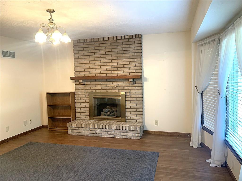 1705 Nw Willow Circle Property Photo 9