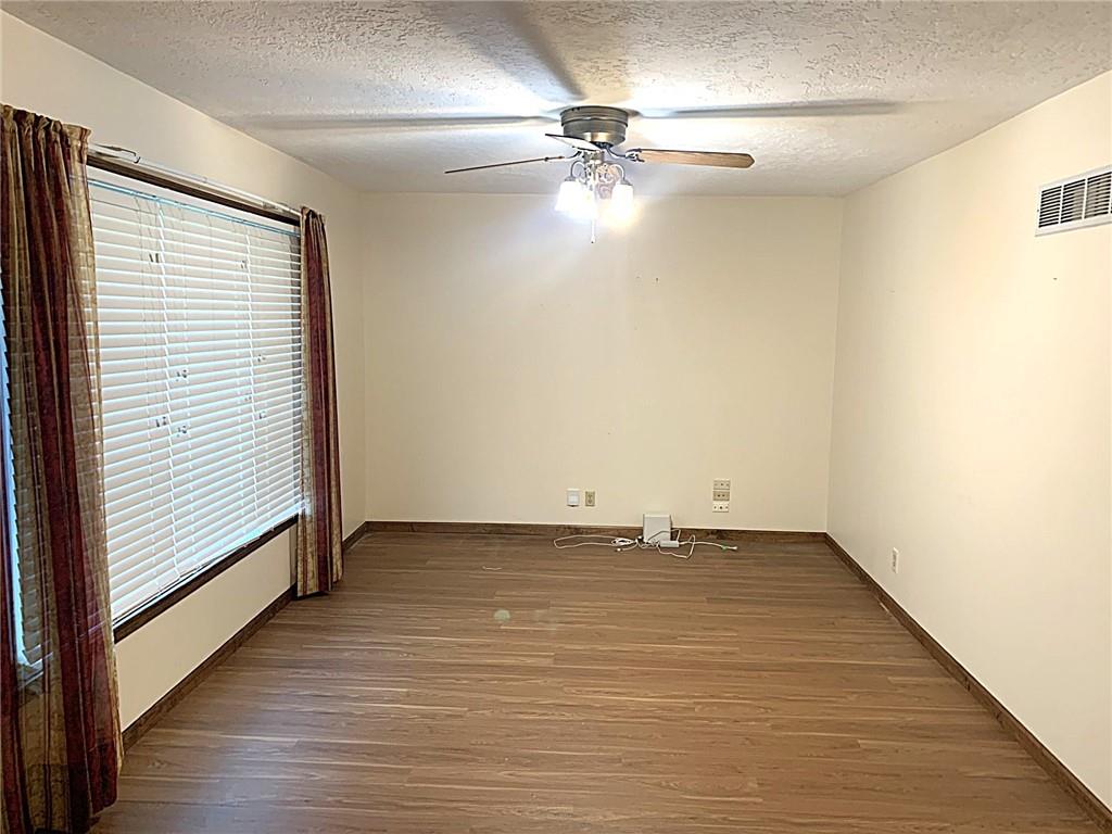 1705 Nw Willow Circle Property Photo 11