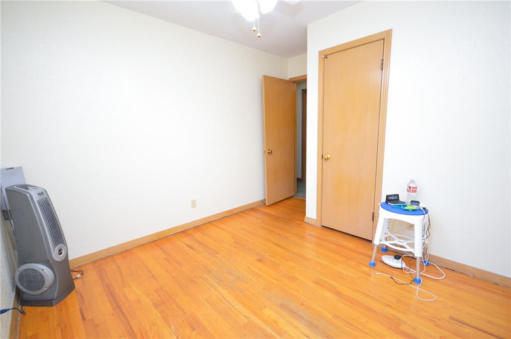 5238 N Wayne Avenue Property Photo 19