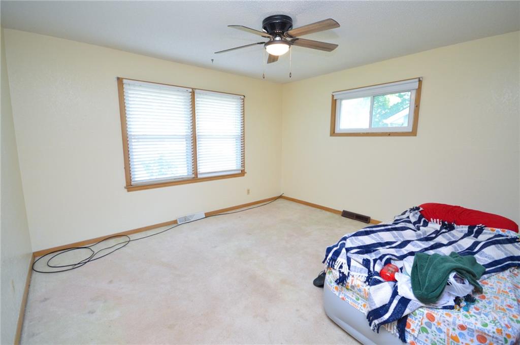 5238 N Wayne Avenue Property Photo 21