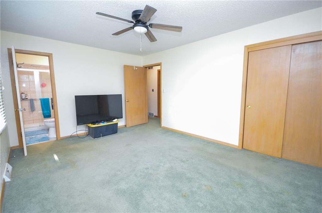 5238 N Wayne Avenue Property Photo 25