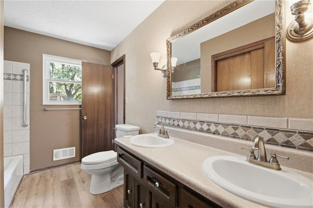 106 N Cleveland Avenue Property Photo 18