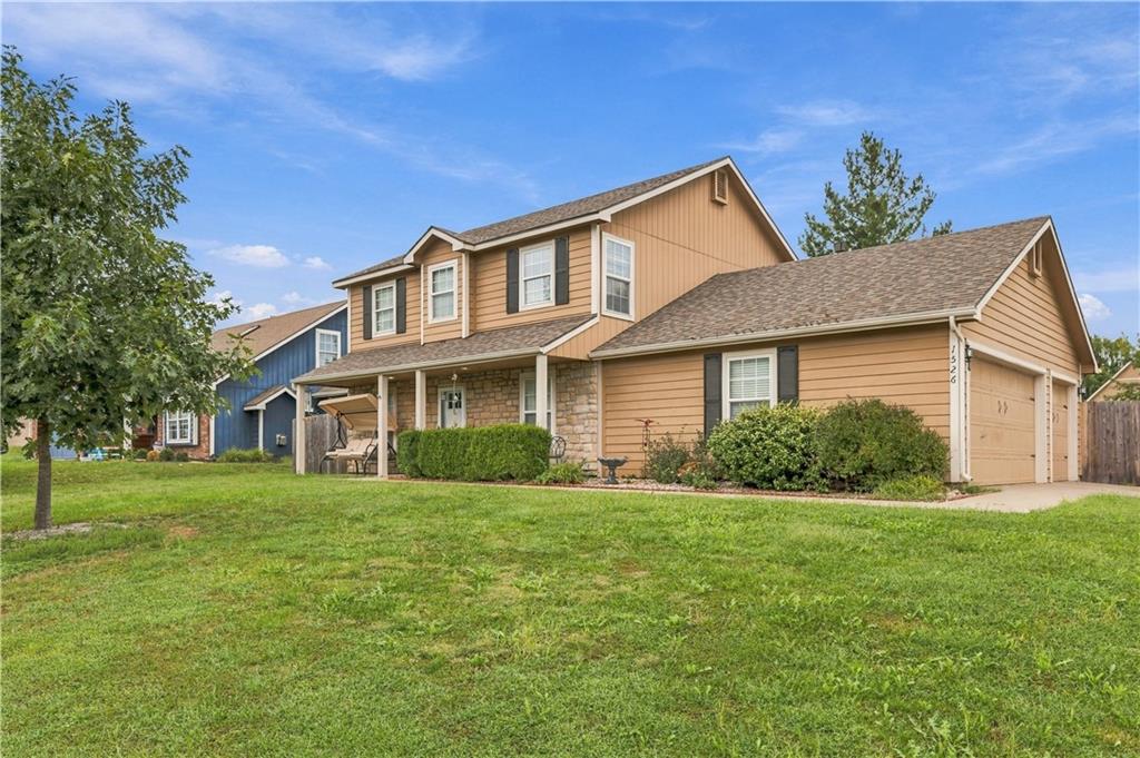 1526 Maple Street Property Photo 1