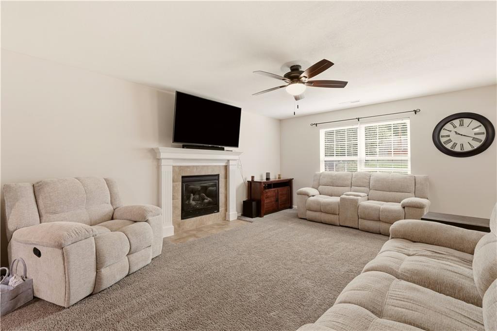 1526 Maple Street Property Photo 4