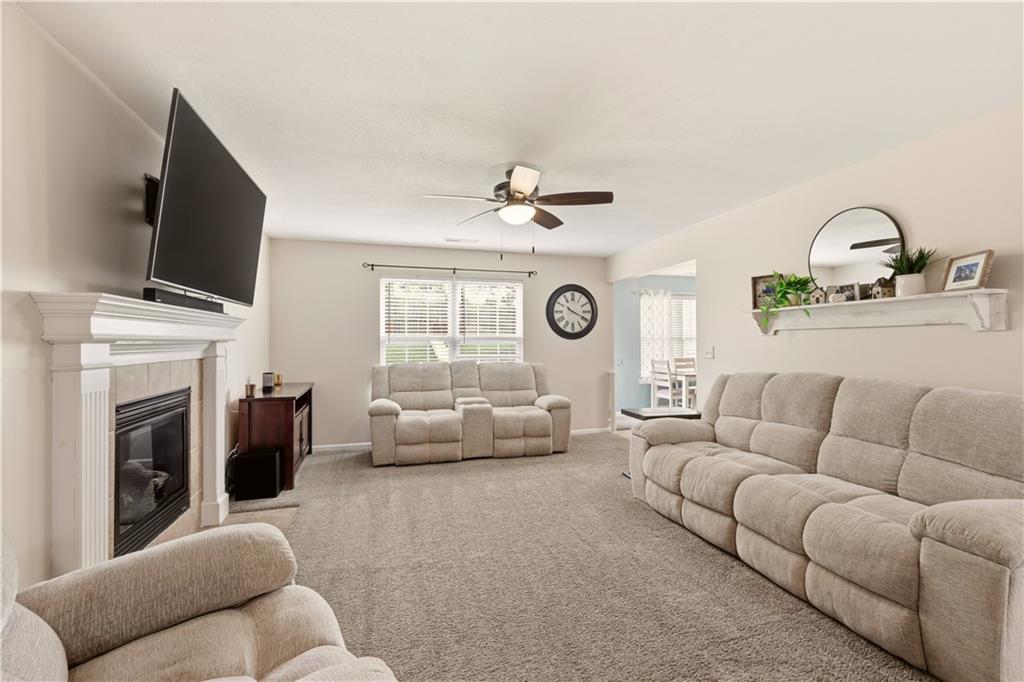 1526 Maple Street Property Photo 6