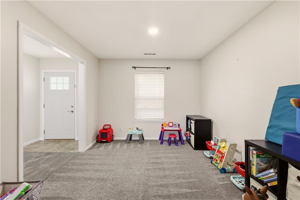 1526 Maple Street Property Photo 9