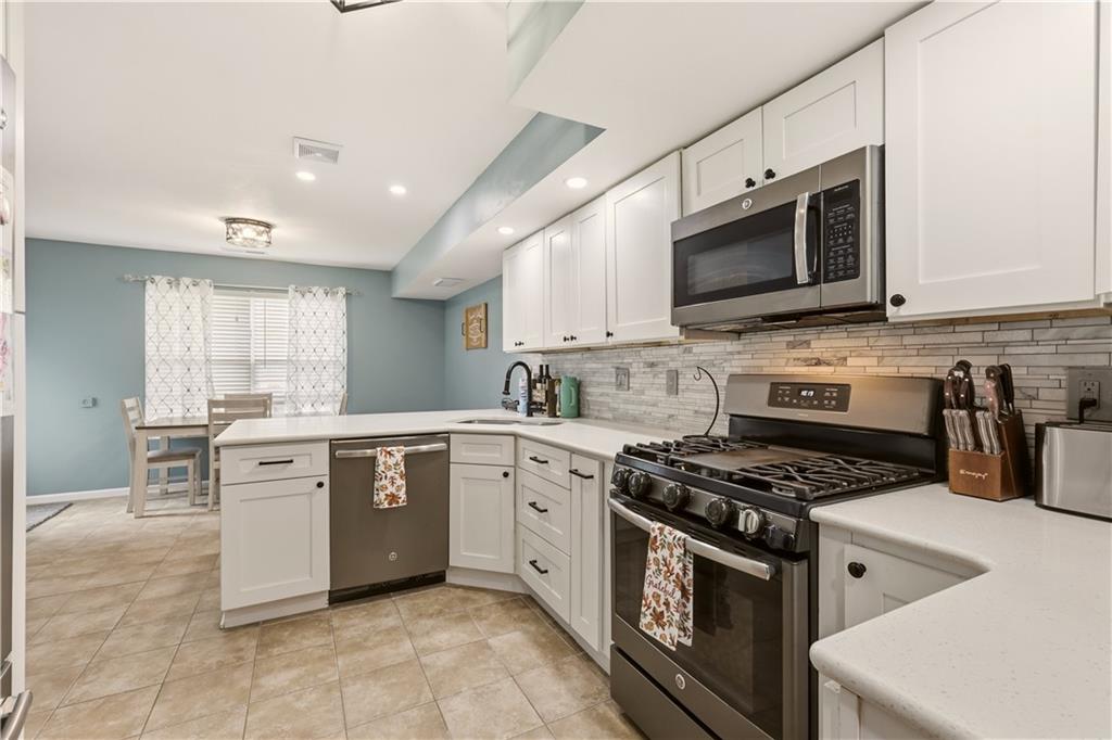 1526 Maple Street Property Photo 14