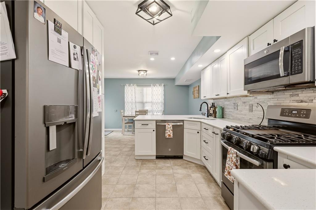 1526 Maple Street Property Photo 15