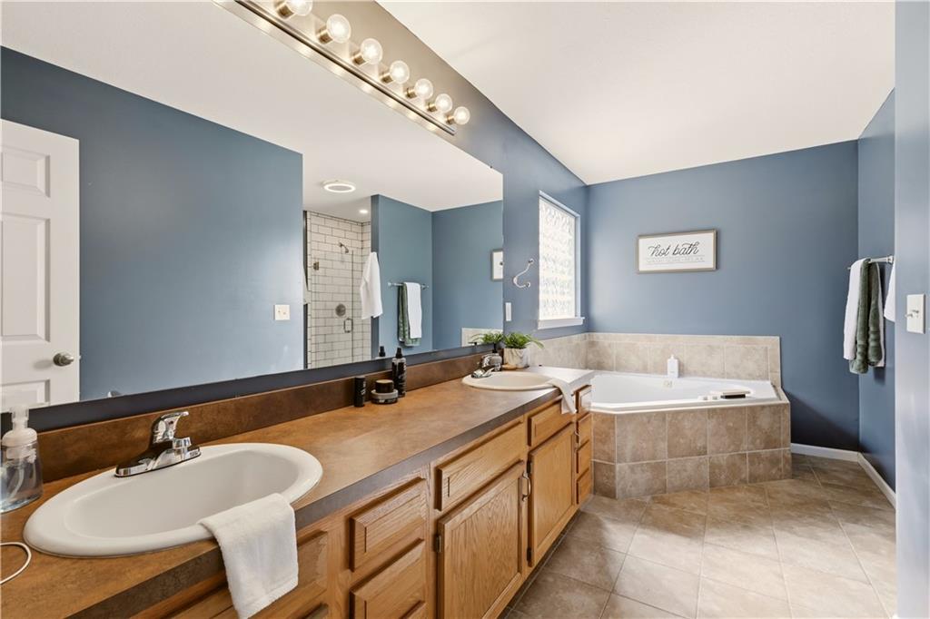 1526 Maple Street Property Photo 21