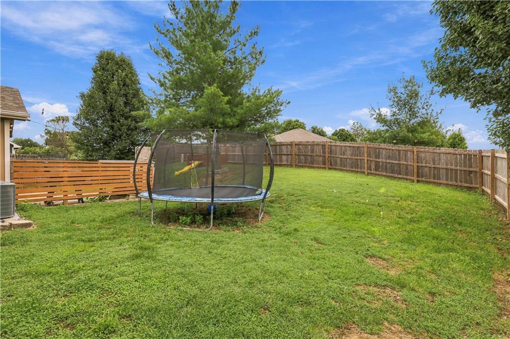 1526 Maple Street Property Photo 28