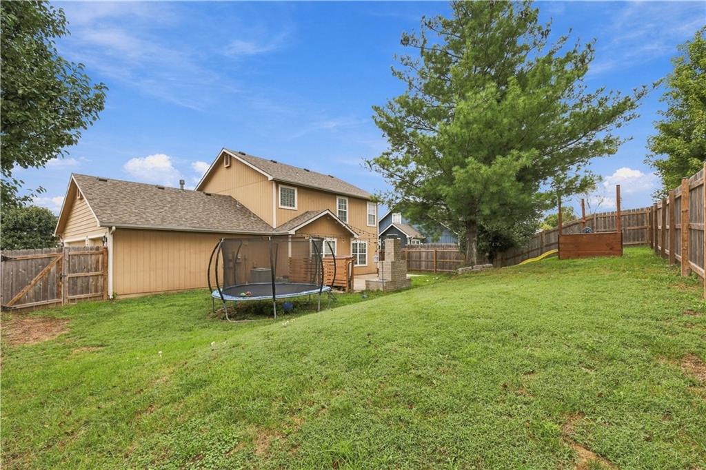 1526 Maple Street Property Photo 29