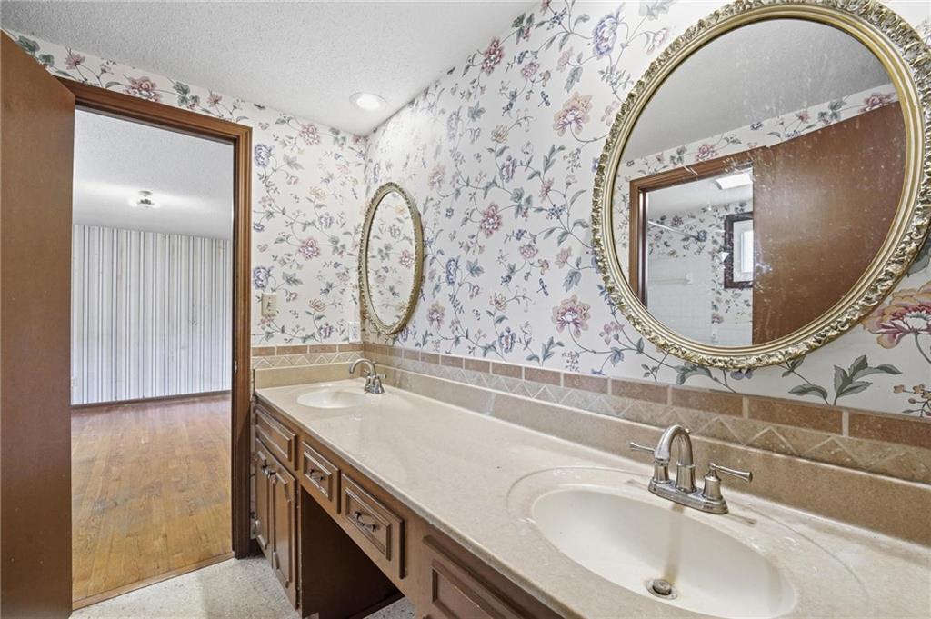 4332 S Dover Avenue Property Photo 31