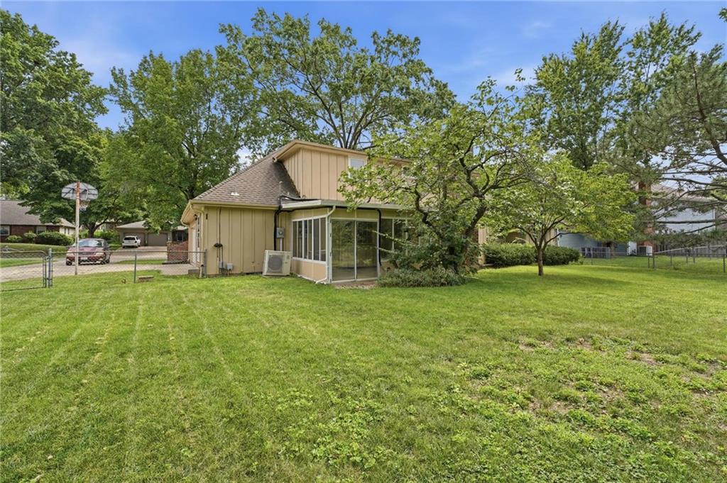 4332 S Dover Avenue Property Photo 46