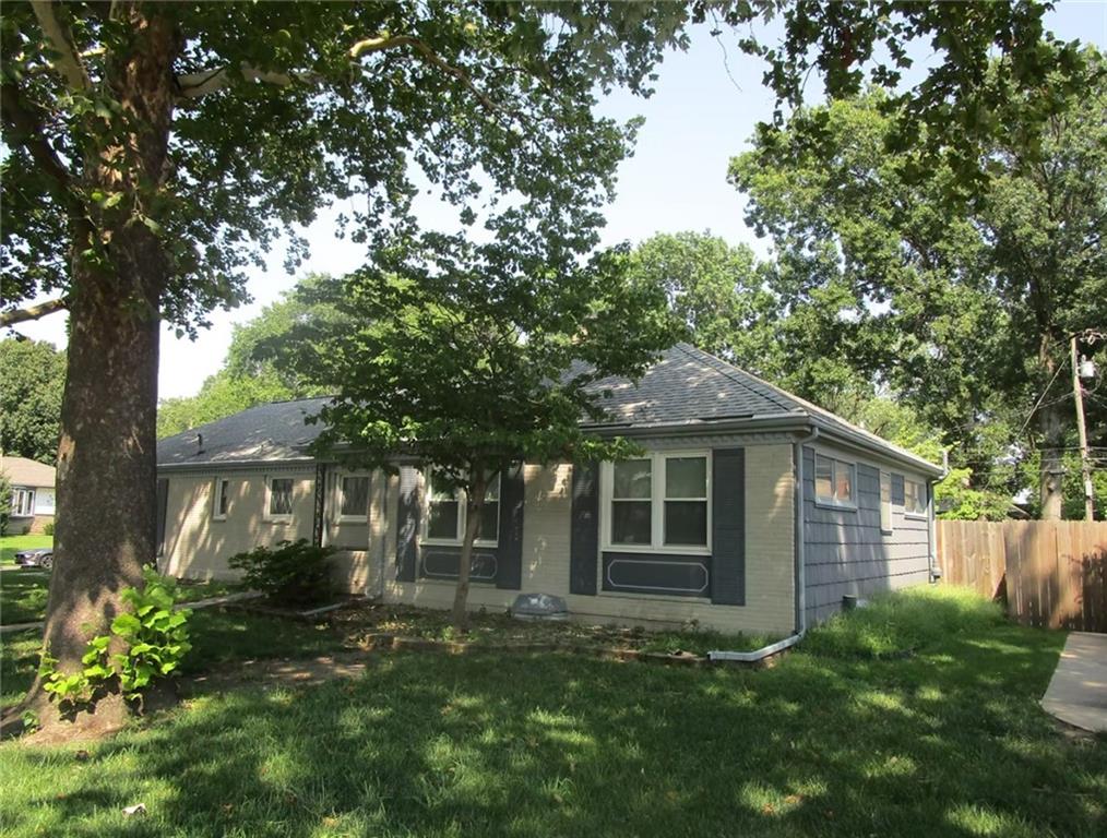 600 S Edgemere Drive Property Photo 3