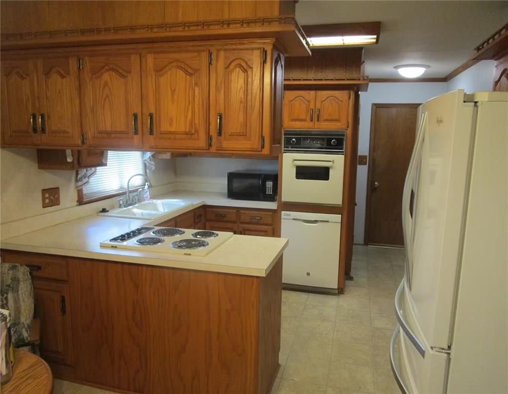 600 S Edgemere Drive Property Photo 4