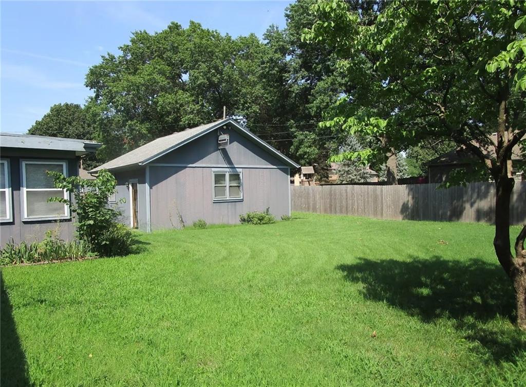 600 S Edgemere Drive Property Photo 7