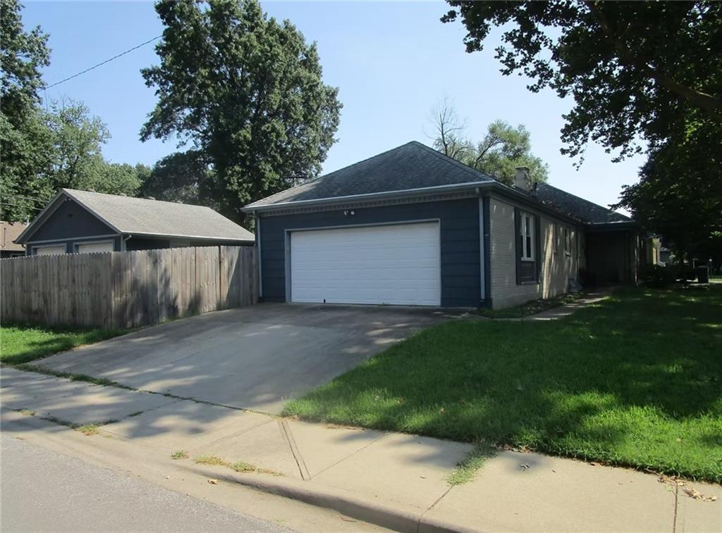 600 S Edgemere Drive Property Photo 15