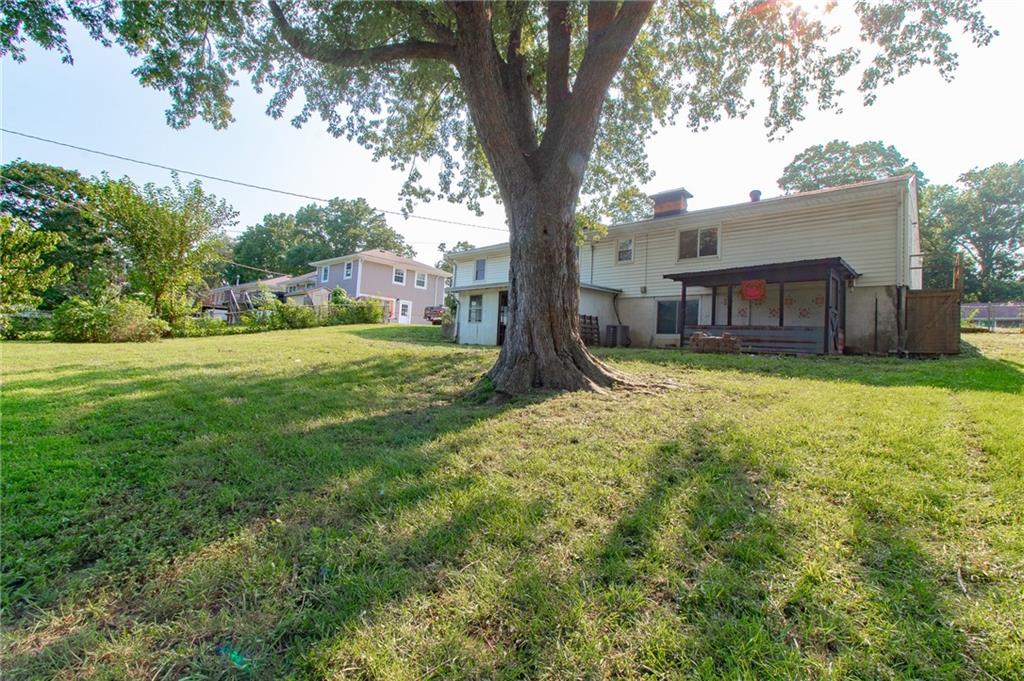 1608 Lee Lane Property Photo 27