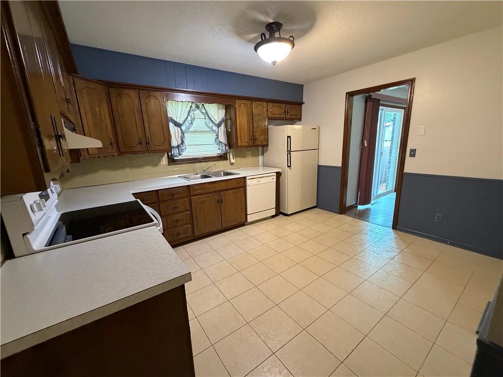 1005 Mock Avenue Property Photo 7