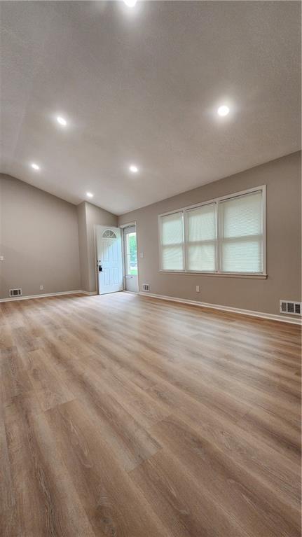 304 Wilshire Boulevard Property Photo 4