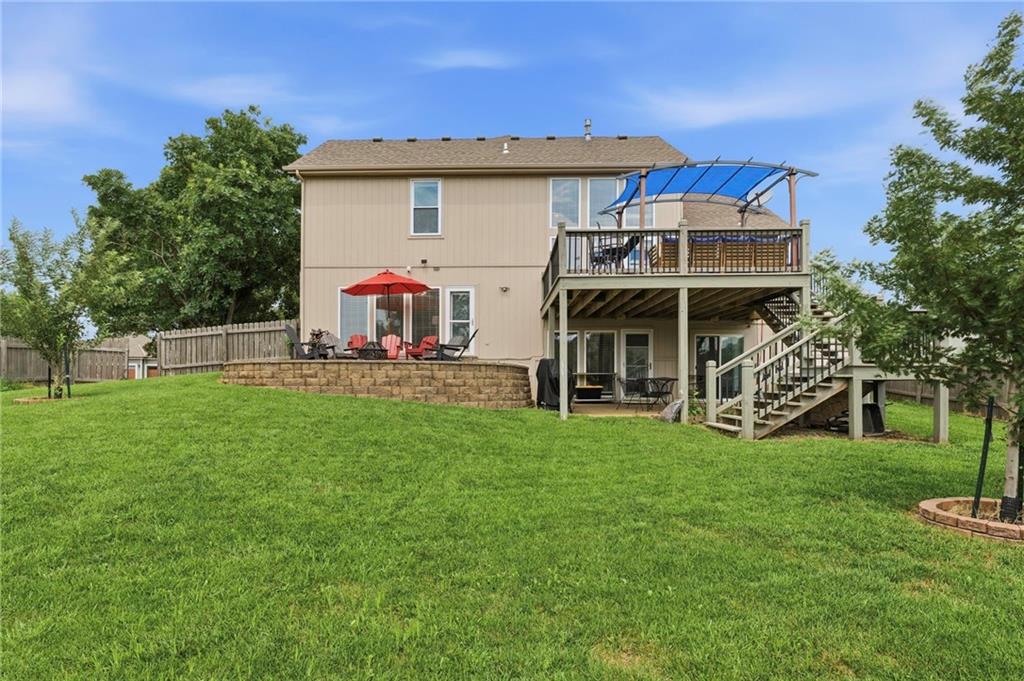 519 Holt Drive Property Photo 3