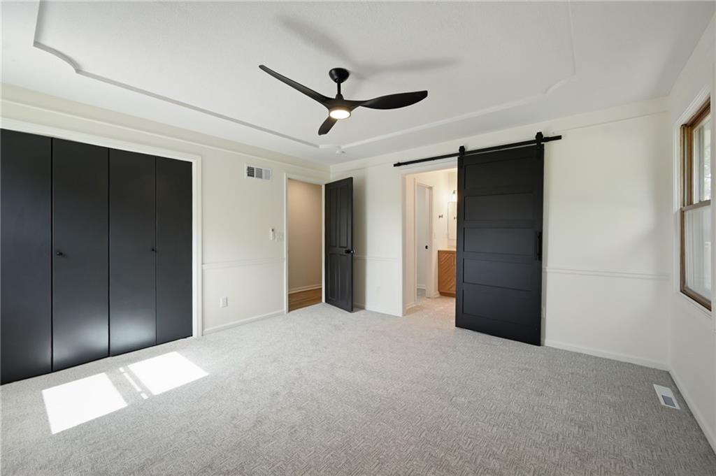 1636 Ne Thames Drive Property Photo 20