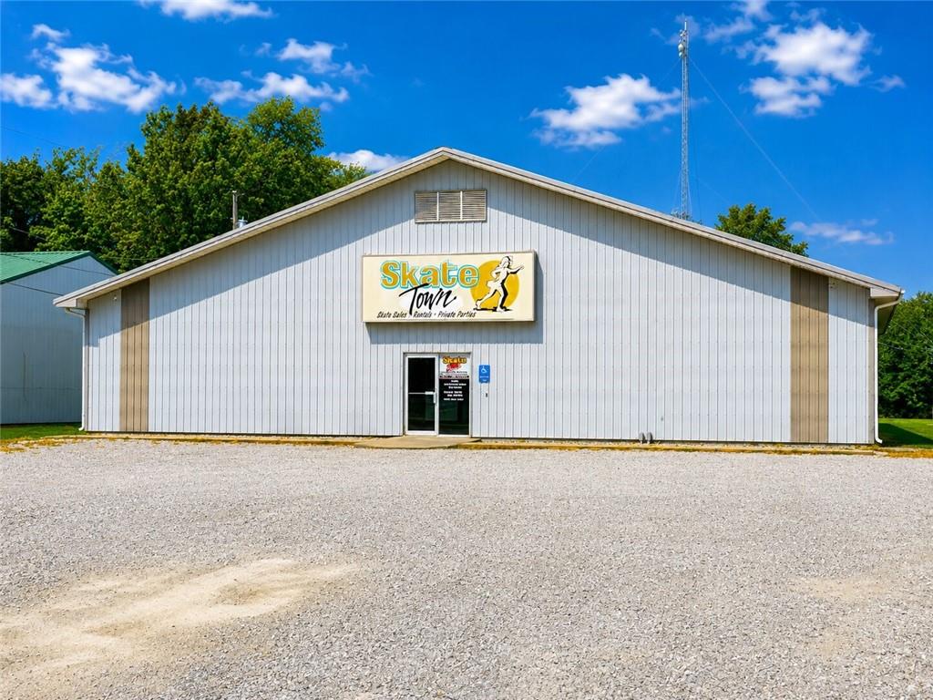3220 S 32 Highway Property Photo 1