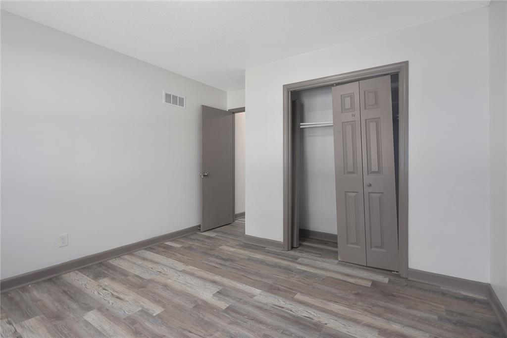 1610 N 59th Place Property Photo 11