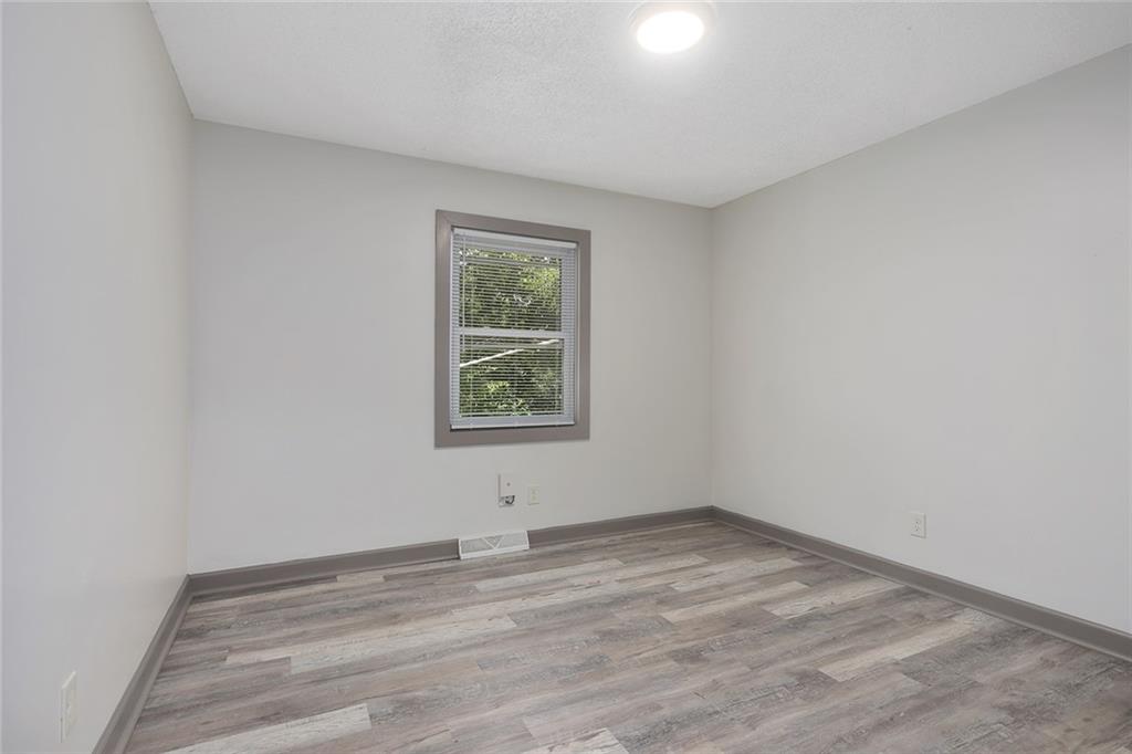 1610 N 59th Place Property Photo 14