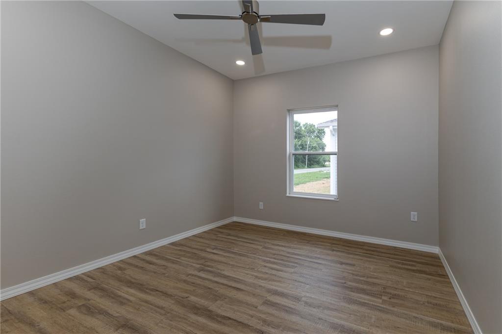 1501 Ashton Way Property Photo 11