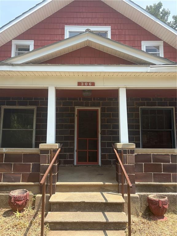 306 Maple Road Property Photo 1