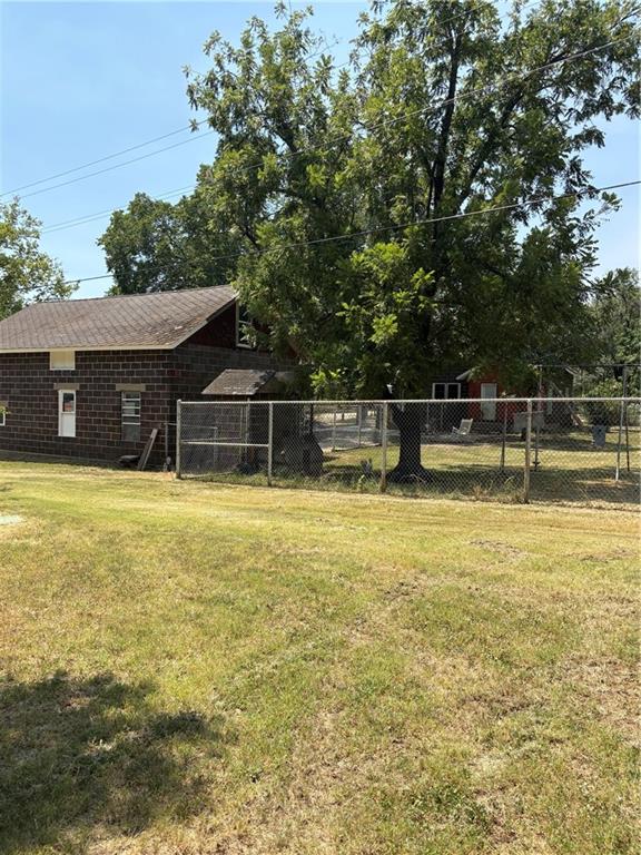 306 Maple Road Property Photo 18