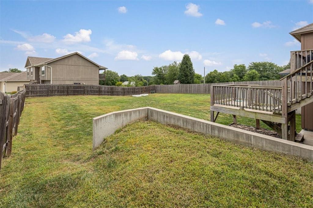 200 Rock Creek Terrace Property Photo 9