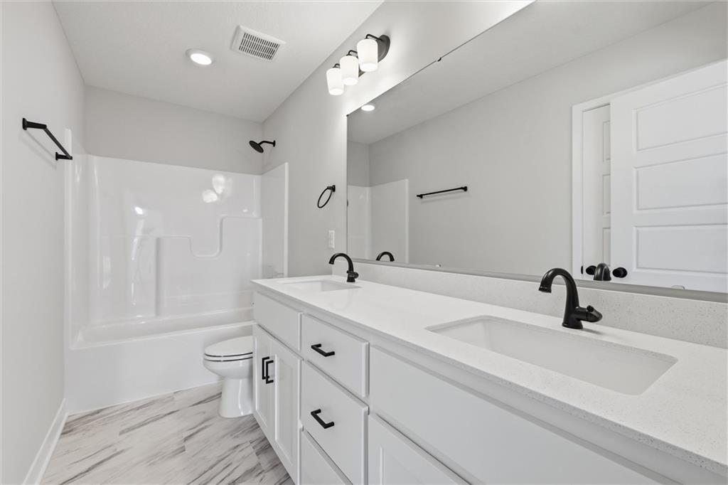 413 Woodview Drive Property Photo 27