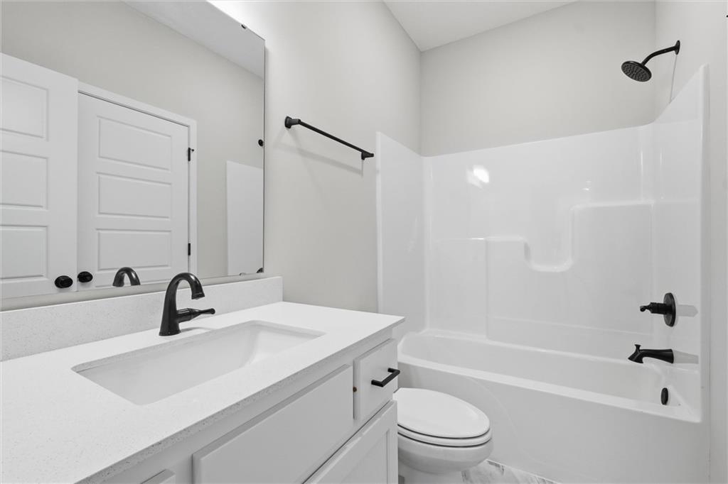 413 Woodview Drive Property Photo 33