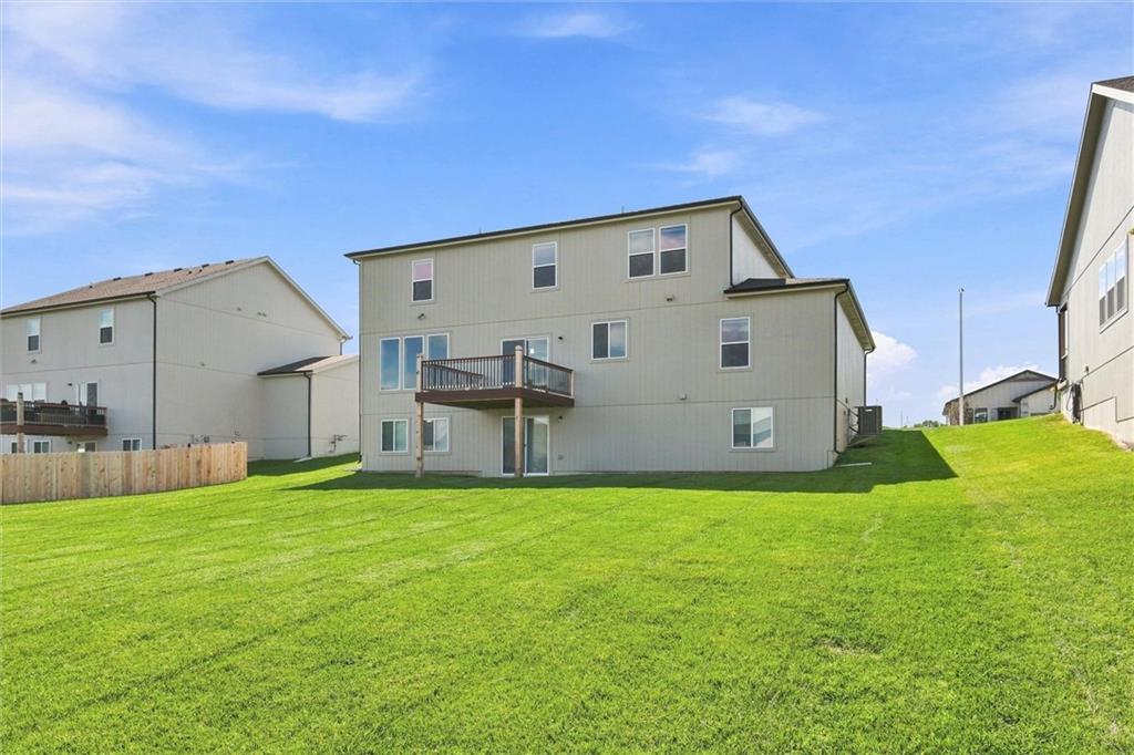 413 Woodview Drive Property Photo 39