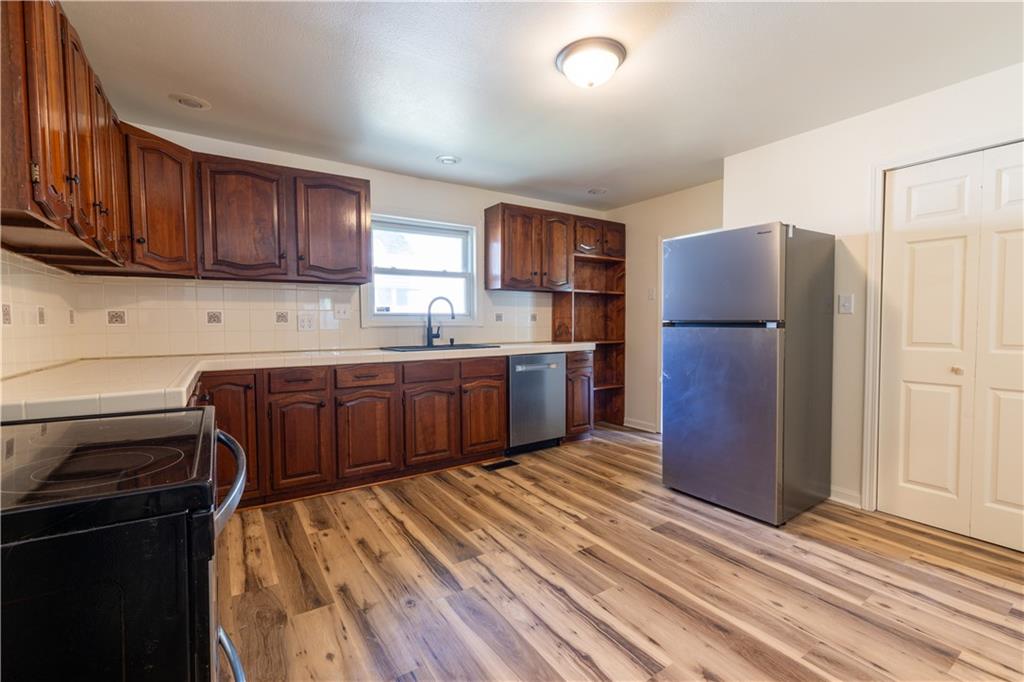 3023 Mitchell Avenue Property Photo 10