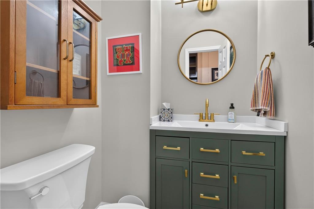 2228 Sw Waterfall Place Property Photo 21
