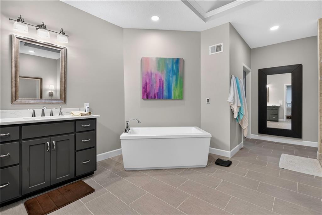 2228 Sw Waterfall Place Property Photo 28