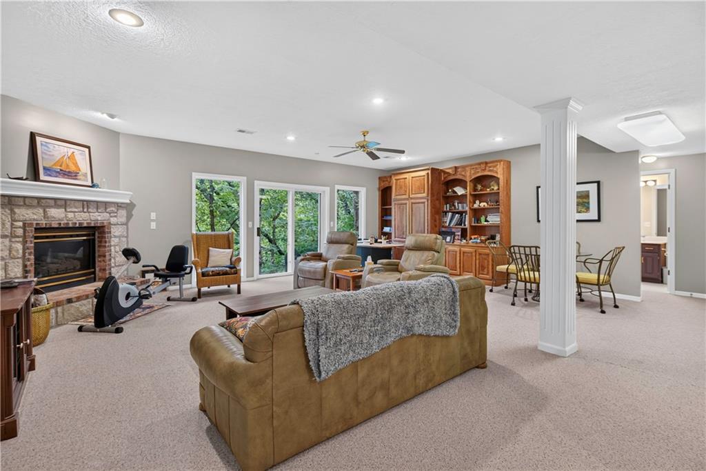 2228 Sw Waterfall Place Property Photo 31