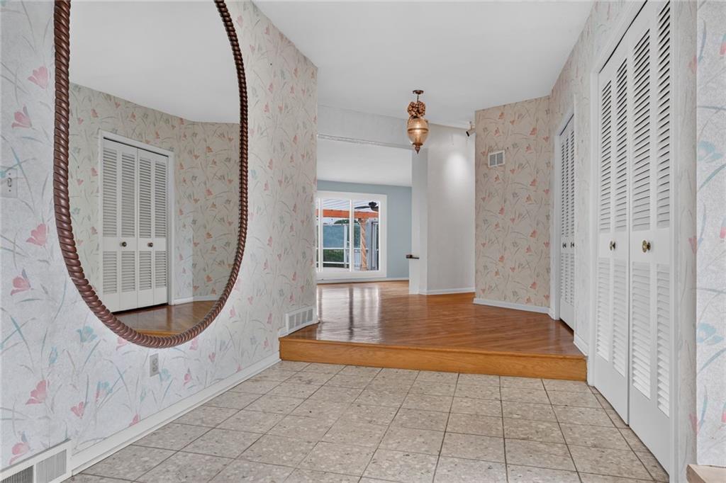 1109 Nw South Shore Drive Property Photo 9