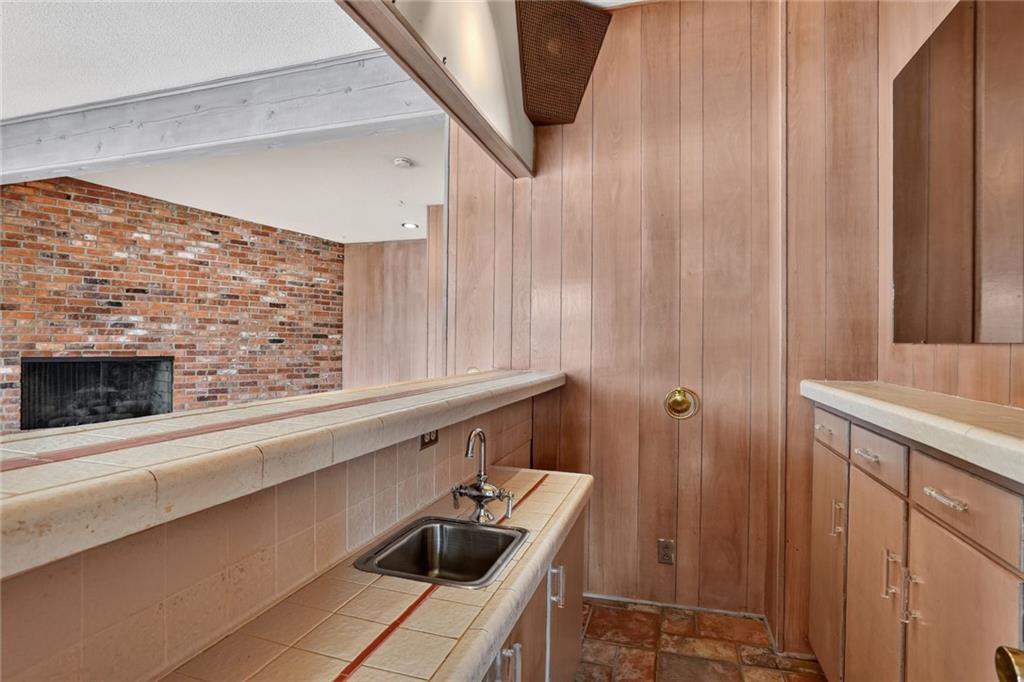 1109 Nw South Shore Drive Property Photo 17